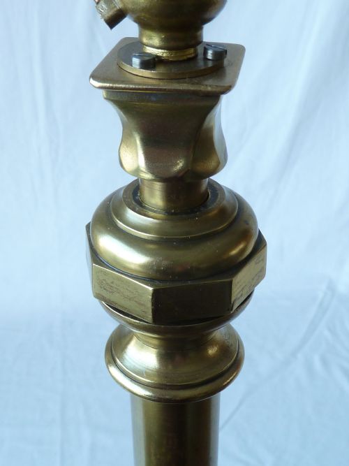 HEAVY CAST BRASS TRIPOD BASE STANDARD FLOOR LAMP RISE AND FALL - ADDITIONAL PHOTO 6