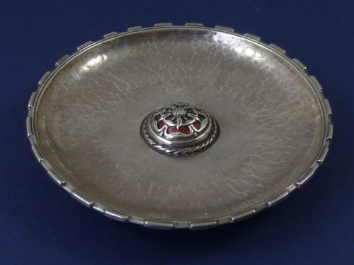 OMAR RAMSDEN 1927 HALLMARKED SILVER TUDOR ROSE DISH ENAMEL ARTS CRAFTS - ADDITIONAL PHOTO 1