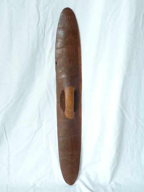 AUSTRALIAN ABORIGINAL CARVED PARRYING SHIELD CLUB WUNDA FLUTED NARROW STICK TRIBAL ART - ADDITIONAL PHOTO 4