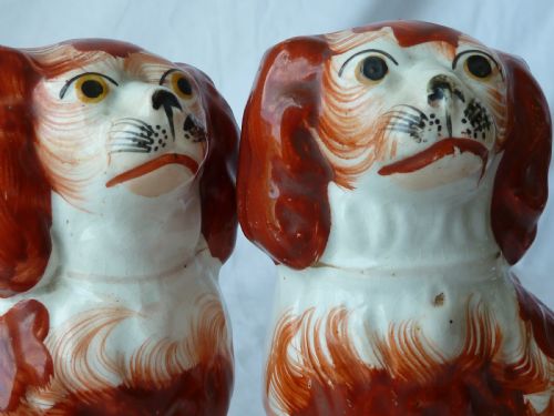 PAIR VICTORIAN STAFFORDSHIRE SPANIEL RED WALLY DOGS SEPARATE LEG POTTERY ORIGINAL - ADDITIONAL PHOTO 8