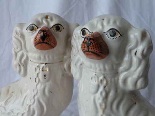 PAIR 12 VICTORIAN WHITE STAFFORDSHIRE COMFORTER SPANIEL WALLY DOGS POTTERY ORIGINAL - ADDITIONAL PHOTO 2