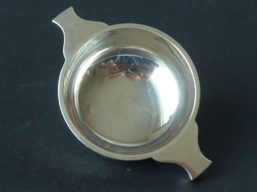 1937 EDINBURGH STERLING SILVER QUAICH SCOTTISH HAMILTON INCHES - ADDITIONAL PHOTO 3