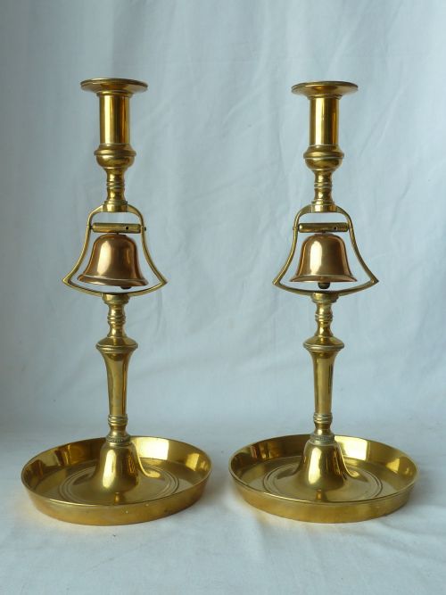 ORIGINAL EARLY VICTORIAN BELL CANDLESTICKS TAVERN CANDLESTICKS BRASS 1234 - ADDITIONAL PHOTO 1