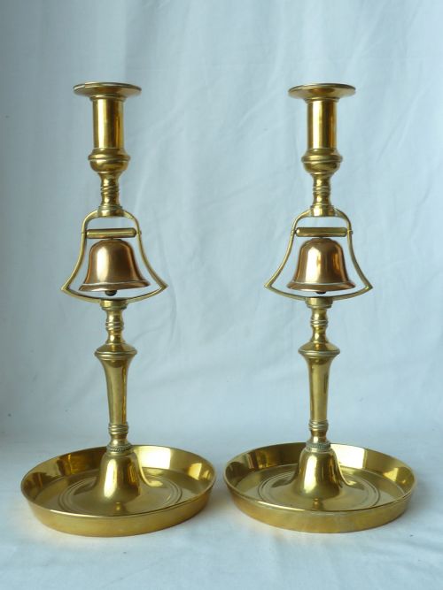 ORIGINAL EARLY VICTORIAN BELL CANDLESTICKS TAVERN CANDLESTICKS BRASS 1234 - ADDITIONAL PHOTO 2