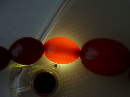 BAKELITE FAUX CHERRY RED AMBER CLOUDY BEAD NECKLACE 57 GRAMS - ADDITIONAL PHOTO 6
