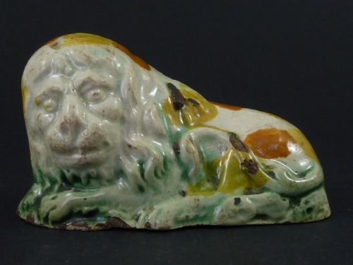 PRATTWARE LION EARLY ENGLISH STAFFORDSHIRE POTTERY MINIATURE TOY - ADDITIONAL PHOTO 1