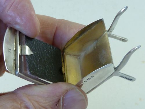 NOVELTY GARDEN WHEELBARROW POSTAGE STAMP CASE BOX 1907 STERLING SILVER MINIATURE - ADDITIONAL PHOTO 3
