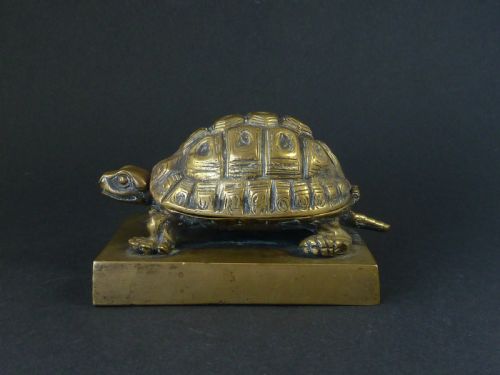 TORTOISE BRASS INKWELL NOVELTY INKSTAND ENGLISH VICTORIAN ANIMALIER FIGURAL - ADDITIONAL PHOTO 9