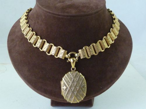 victorian gilt metal locket collar book chain photo locket necklace gold plated - CATEGORY: ANTIQUE JEWELLERY - DATED 1880