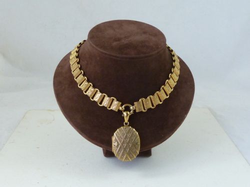 VICTORIAN GILT METAL LOCKET COLLAR BOOK CHAIN PHOTO LOCKET NECKLACE GOLD PLATED - ADDITIONAL PHOTO 3