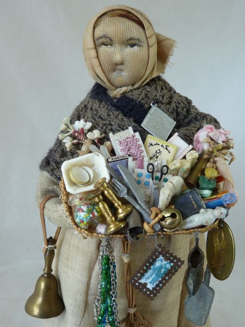 PEDLAR DOLL GLASS DOME LONDON STREET VENDOR PEDDLER VICTORIAN - ADDITIONAL PHOTO 2