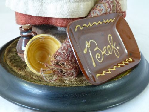 PEDLAR DOLL GLASS DOME LONDON STREET VENDOR PEDDLER VICTORIAN - ADDITIONAL PHOTO 4