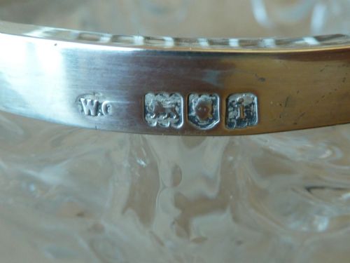 1904 EDWARDIAN SILVER ROCK CRYSTAL GLASS SWING HANDLE POTPOURRI BASKET WILLIAM COMYNS - ADDITIONAL PHOTO 7