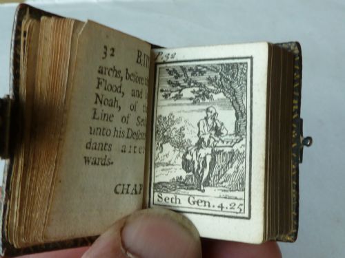 R WILKIN BIBLIA 1728 OLD NEW TESTAMENTS THUMB BIBLE MINIATURE BOOK - ADDITIONAL PHOTO 6