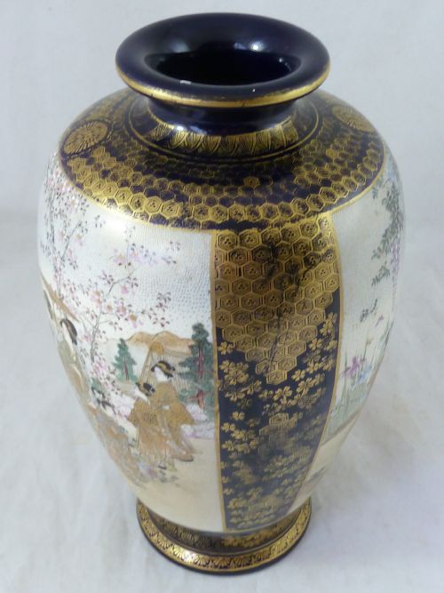 JAPANESE SATSUMA VASE MEIJI SIGNED POTTERY MINIATURE SQUARE CHARACTER MARK RAISED GOLD - ADDITIONAL PHOTO 1