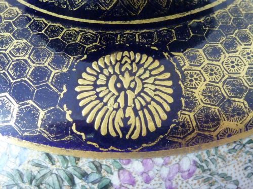 JAPANESE SATSUMA VASE MEIJI SIGNED POTTERY MINIATURE SQUARE CHARACTER MARK RAISED GOLD - ADDITIONAL PHOTO 3
