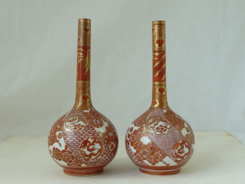 japanese kutani porcelain pair bottle vases meiji period - CATEGORY: ANTIQUE VASES - DATED 1880