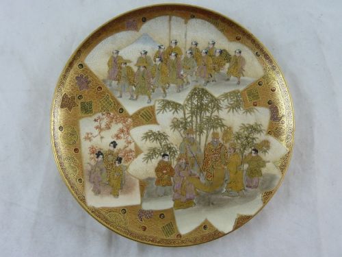 japanese satsuma meiji period pottery plate marked signed boxed procession geisha - CATEGORY: ANTIQUE PLATES - DATED 1900