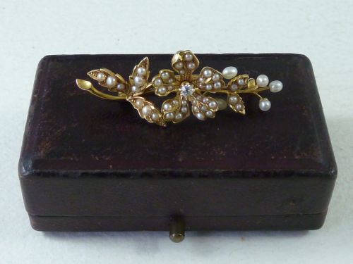 VICTORIAN 15K GOLD BROOCH DIAMOND SPLIT PEARLS BOXED - ADDITIONAL PHOTO 2