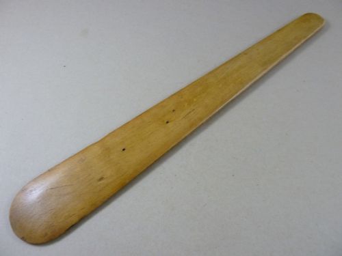 CORSET STAY BUSK WELSH TREEN FOLK ART LOVE TOKEN HAND CARVED SYCAMORE - ADDITIONAL PHOTO 3