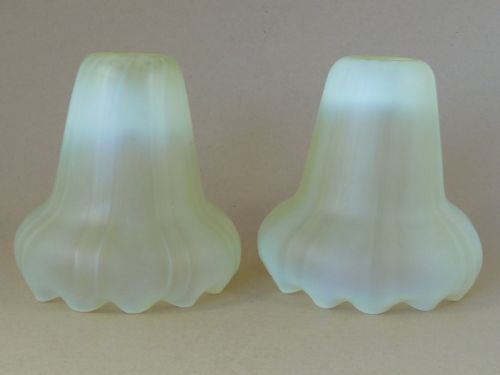 PAIR VASELINE LAMP SHADE ART NOUVEAU GLASS ELECTRIC FITTING CEILING LIGHT ANTIQUE BC B22 BULB - ADDITIONAL PHOTO 1