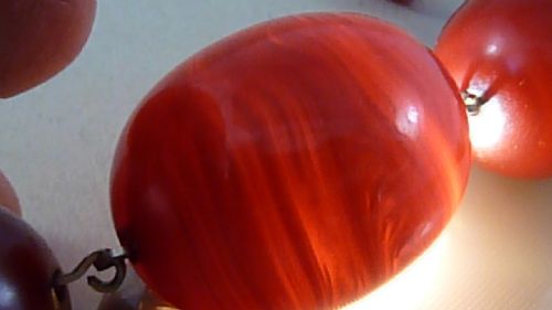 66G BAKELITE FAUX CHERRY RED AMBER CLOUDY BEAD NECKLACE - ADDITIONAL PHOTO 6