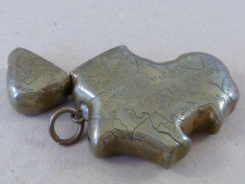 MAP UK COLONIAL AFRICA VESTA CASE BRASS MATCH SAFE BOX NOVELTY CHAIN FOB GREAT BRITAIN - ADDITIONAL PHOTO 3