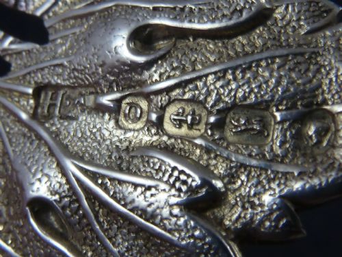 1863 GIN ENGLISH BIRMINGHAM HALLMARKED SOLID SILVER DECANTER BOTTLE WINE LABEL VINE LEAF - ADDITIONAL PHOTO 3