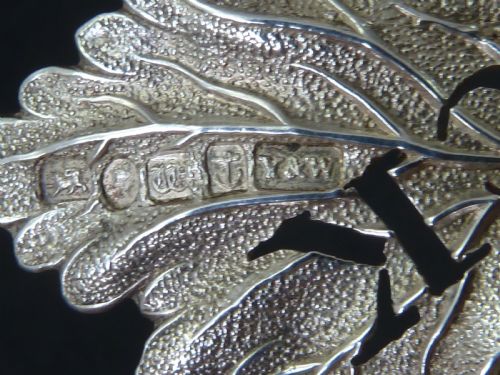 1845 HOCK ENGLISH BIRMINGHAM HALLMARKED SOLID SILVER DECANTER BOTTLE WINE LABEL VINE LEAF - ADDITIONAL PHOTO 2