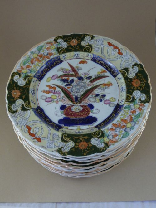12 masons patent ironstone china dinner plates service dishes pottery japan pattern antique higginbotham irish - CATEGORY: ANTIQUE PLATES - DATED 1800