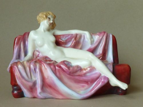 siesta royal doulton figurine hn 1305 porcelain rd no 737559 leslie harradine - CATEGORY: ANTIQUE CERAMICS - DATED 1930