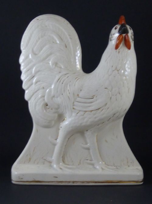 PAIR VICTORIAN SCOTTISH POTTERY HENS CHICKENS COCKERELS STAFFORDSHIRE COCKS - ADDITIONAL PHOTO 2