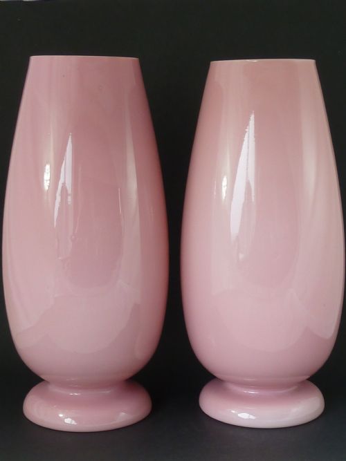 PAIR LARGE PINK VICTORIAN BOHEMIAN HARRACH OPALINE GLASS VASES ENAMEL PAINTED FLORAL - ADDITIONAL PHOTO 4
