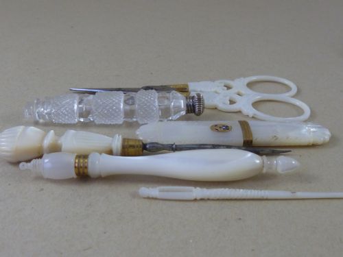 PALAIS ROYAL MOP SHELL SCISSORS NEEDLE SEWING MUSICAL BOX FRENCH ETUI MOTHER OF PEARL ANTIQUE - ADDITIONAL PHOTO 9