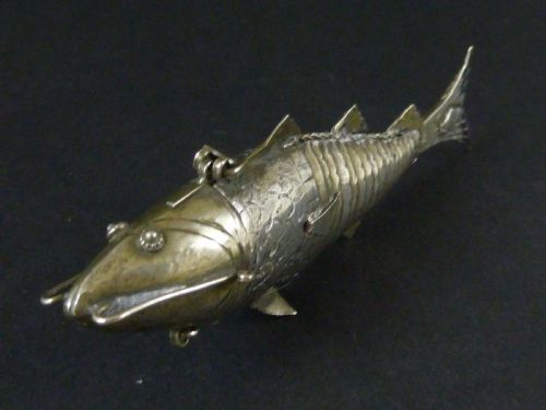 ARTICULATED SILVER FISH SPICE BOX STERLING BESAMIN JUDAICA - ADDITIONAL PHOTO 2