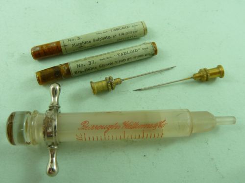 800 SILVER BOX BURROUGHS WELLCOME GLASS SYRINGE RD NO 4073234 1903 HALLMARKED 800 ANTIQUE - ADDITIONAL PHOTO 4