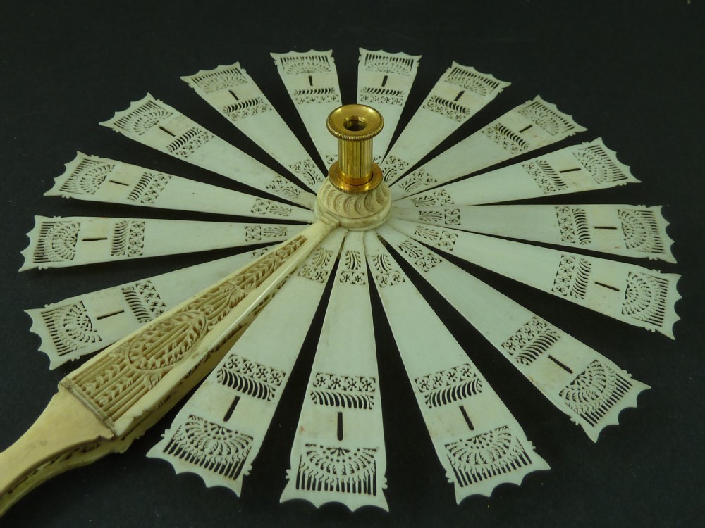 AF French Telescope Pierced Ivory Cockade Brise Fan 1820 View III
