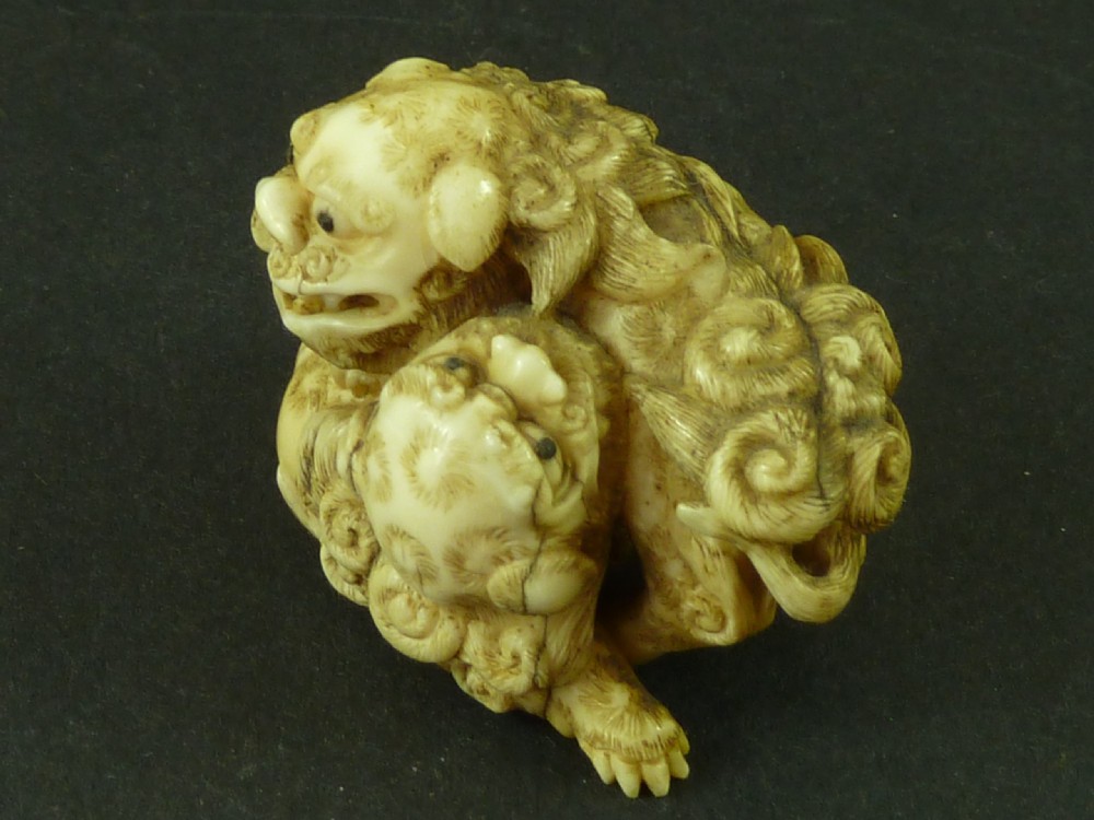 Japanese Sea Ivory Netsuke Dog of Fo ShiShi Lion Carved Antique View II