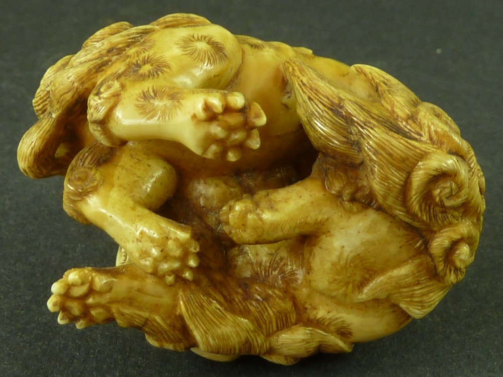 Japanese Sea Ivory Netsuke Dog of Fo ShiShi Lion Carved Antique View VI