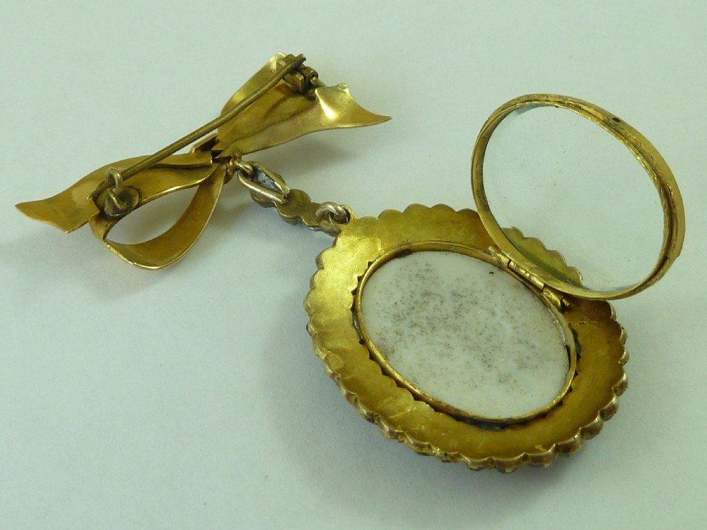 Gold Garnet Reynolds Angel Plaque Pendant Brooch Victorian Bow Pin View IV