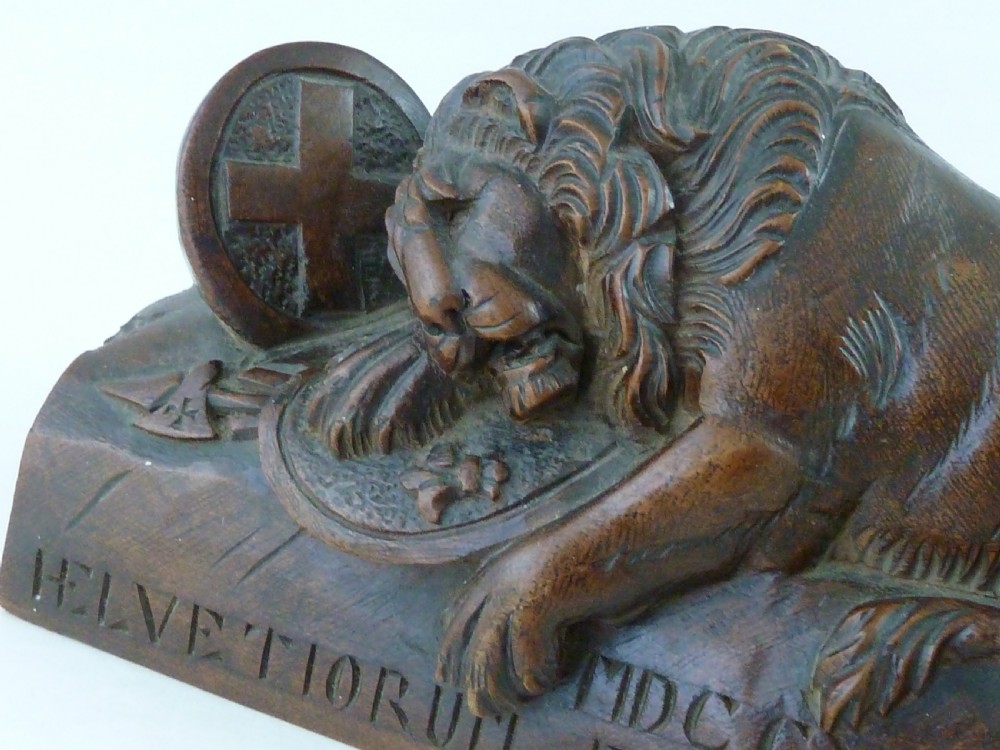 Swiss Black Forest Lion of Lucerne Walnut Carving Grand Tour Souvenir View II