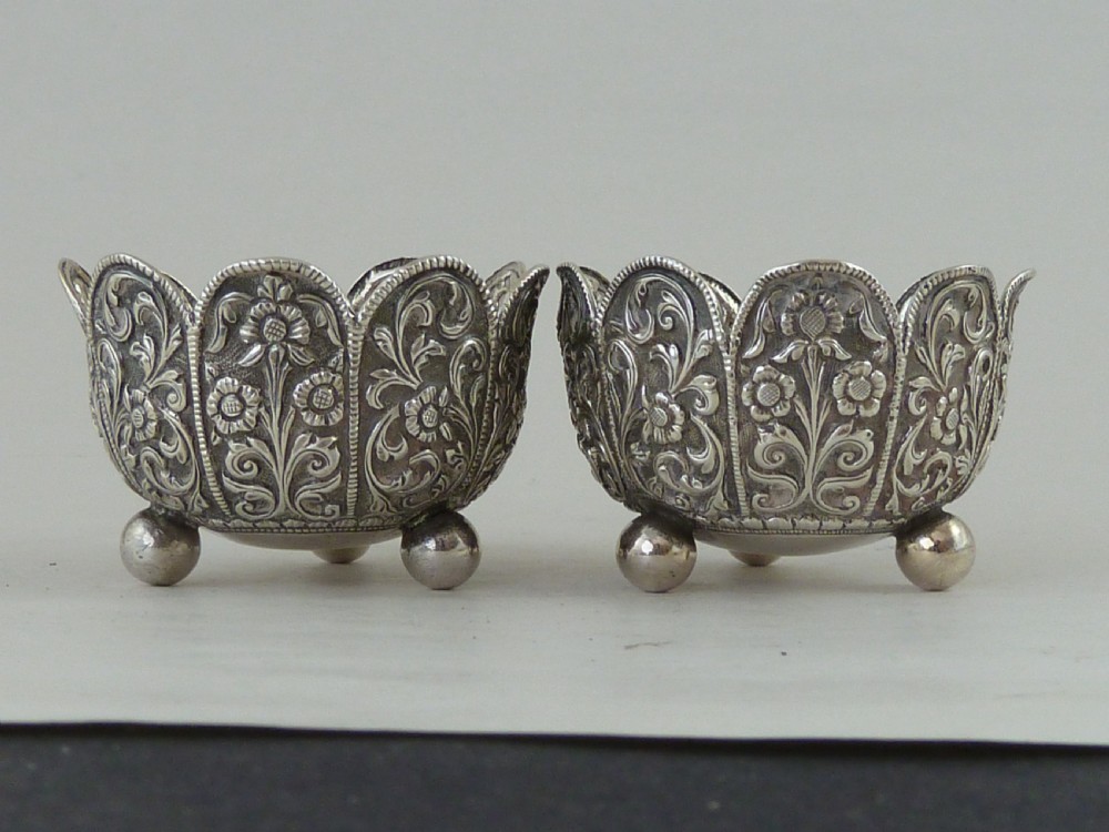 Anglo Indian Raj Silver Trinket Cups Oomersi Mawji, Bhuj, Cutch, Marked