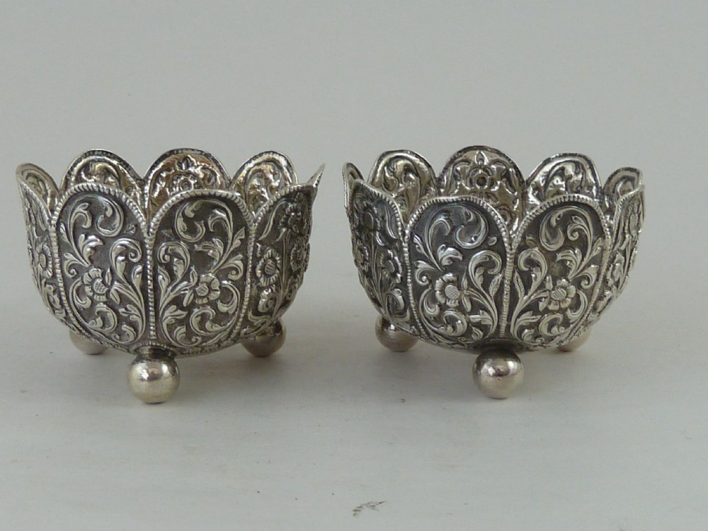 Anglo Indian Raj Silver Trinket Cups Oomersi Mawji, Bhuj, Cutch, Marked View III