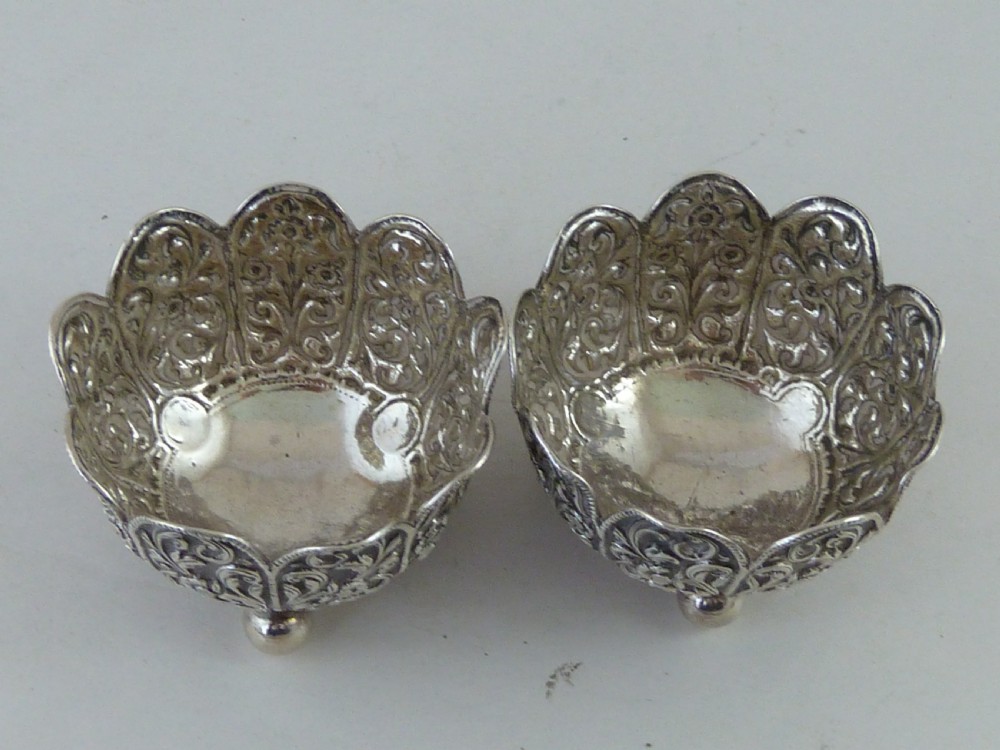 Anglo Indian Raj Silver Trinket Cups Oomersi Mawji, Bhuj, Cutch, Marked View IV