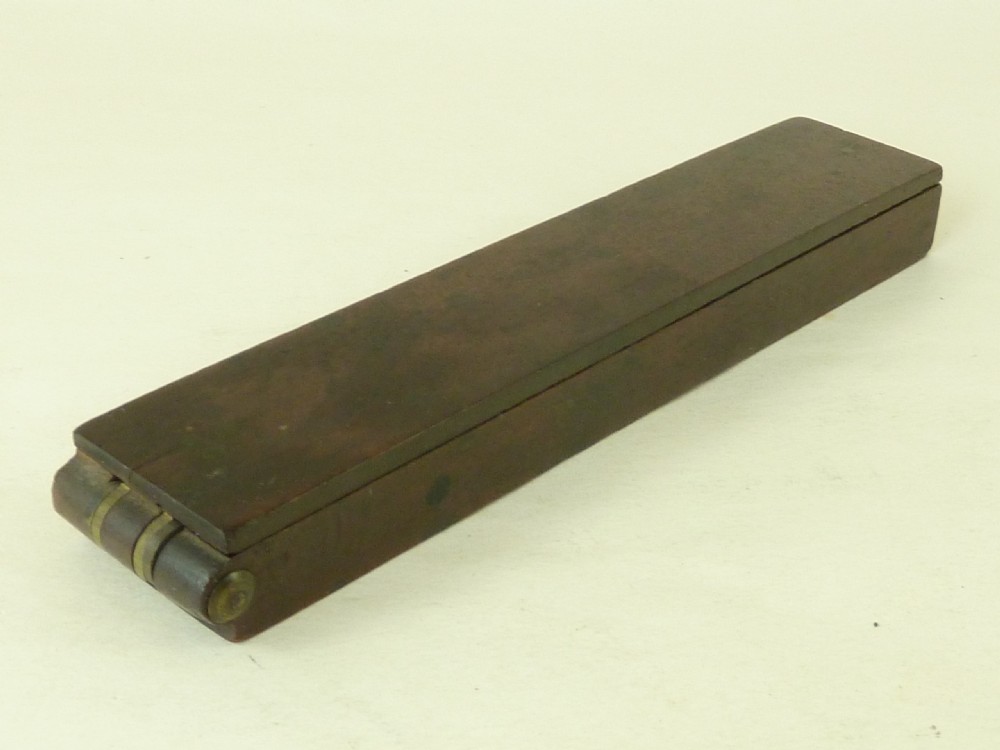 Callingwood Ward Folding Case English Guinea Sovereign Coin Balance Scales View IX