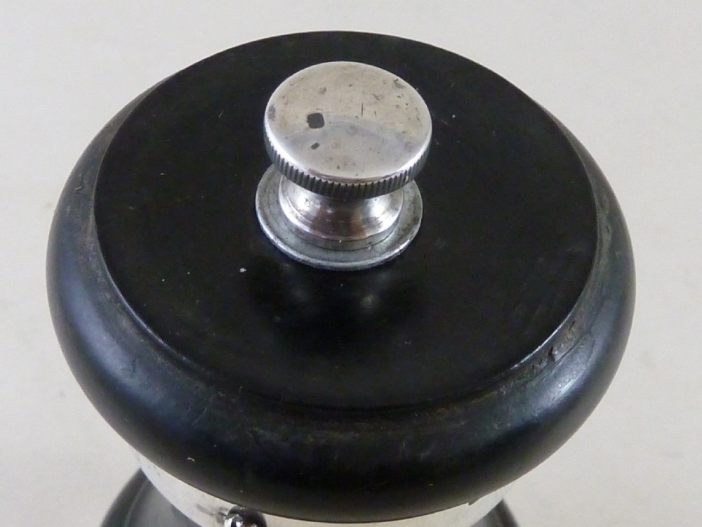 1910 Pepper Grinder Sterling Silver Ebony Hallmarked Hukin & Heath Ltd Capstan Mill View VI
