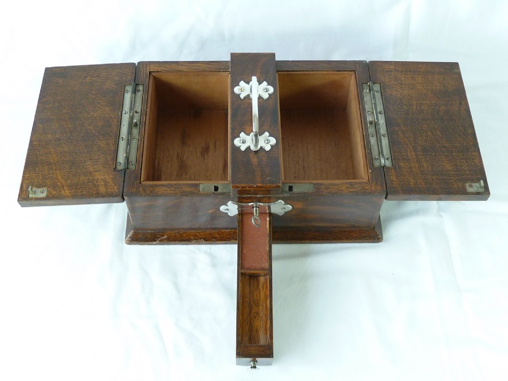 Edwardian Silver Mounted Cedar Lined Oak Box Cigarette Cigar Vesta Matches Humidor View IV