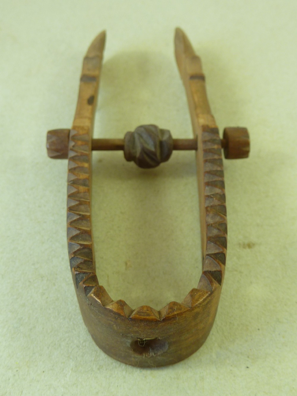 1909 Welsh Sugar Tongs Treen Love Spoon Dated Folk Art View VI