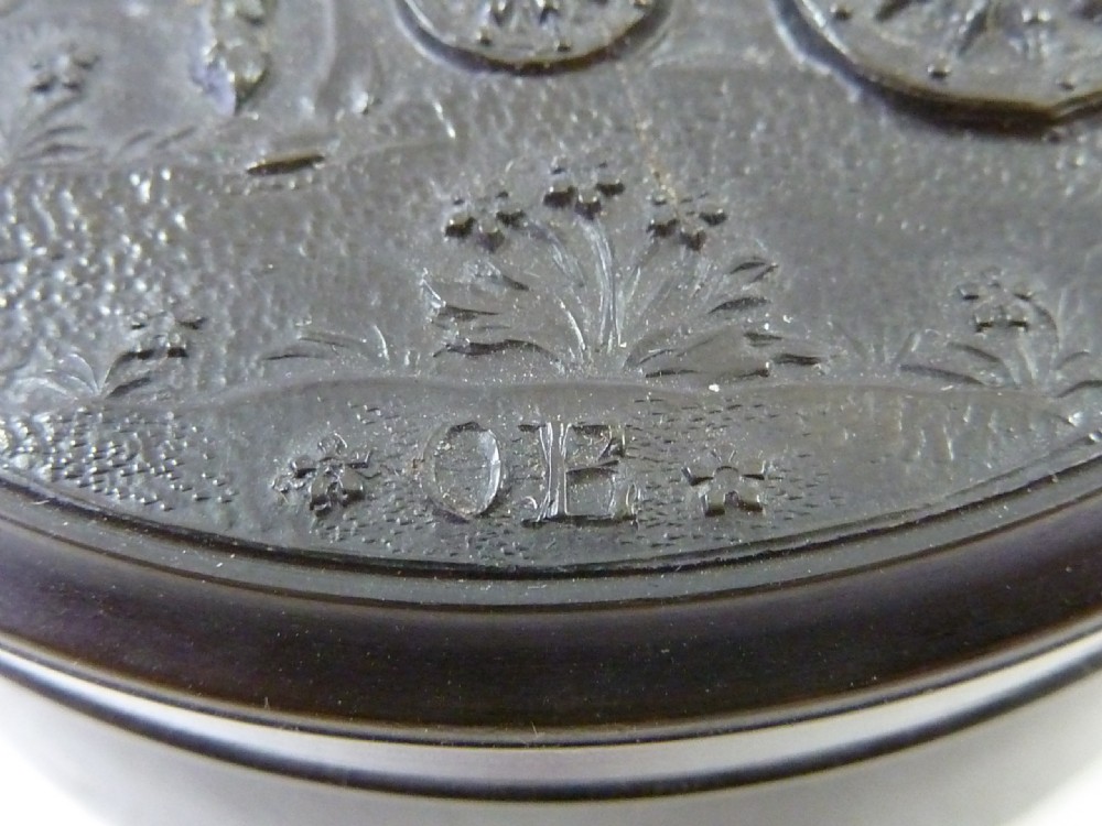 John Obrisset English Pressed Horn Snuff Box Signed OB View V