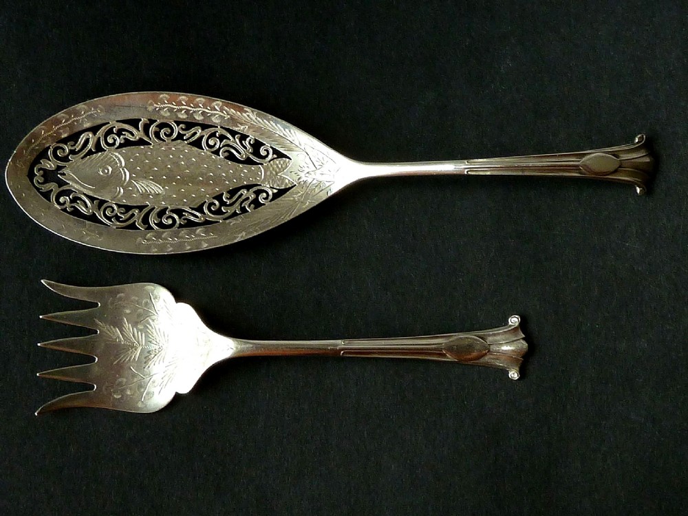 Victorian Sterling Silver Sardine Servers Fish Knife Fork Hallmarked Mappin & Webb
